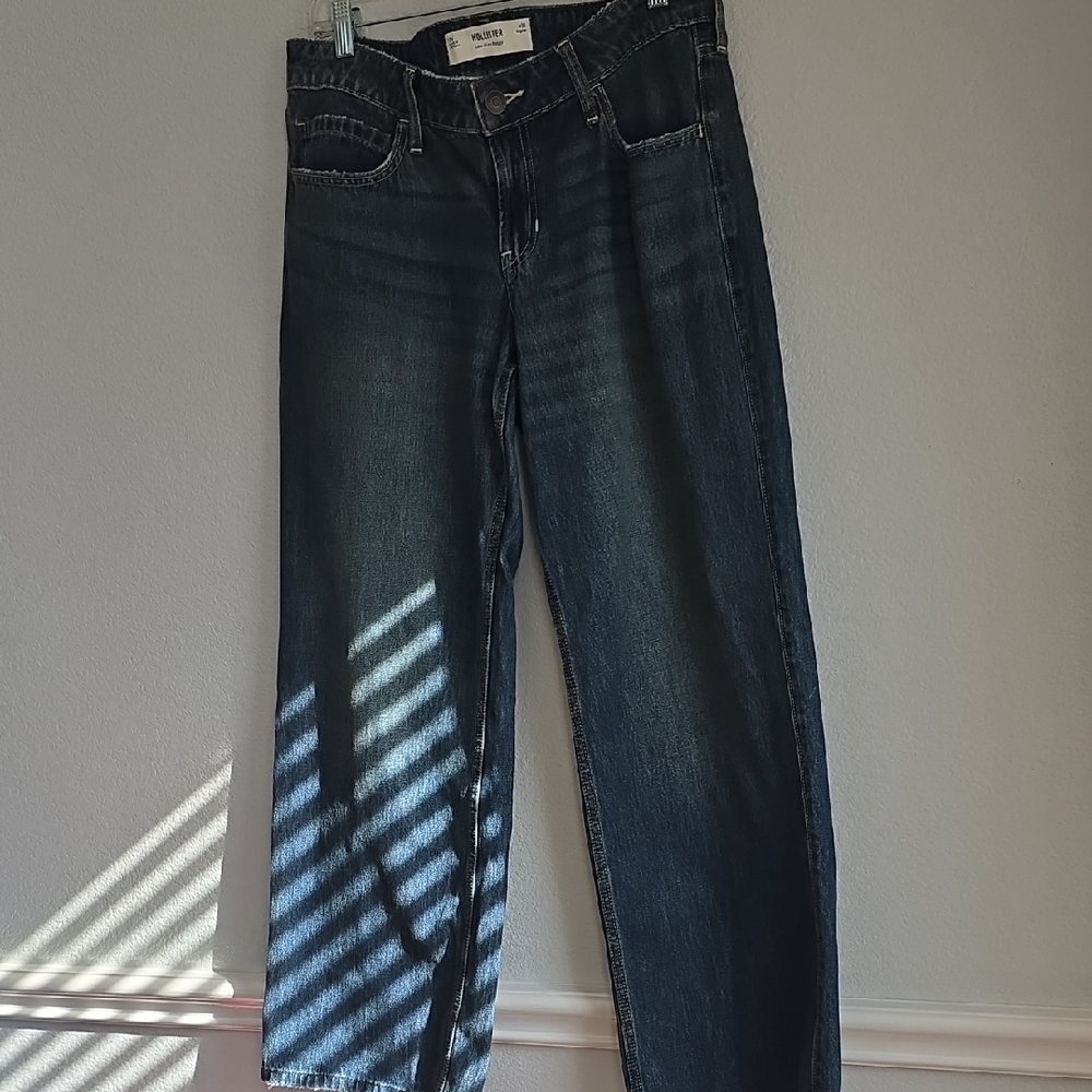 Hollister Lowrise/ Wide Leg Jeans Sz 10